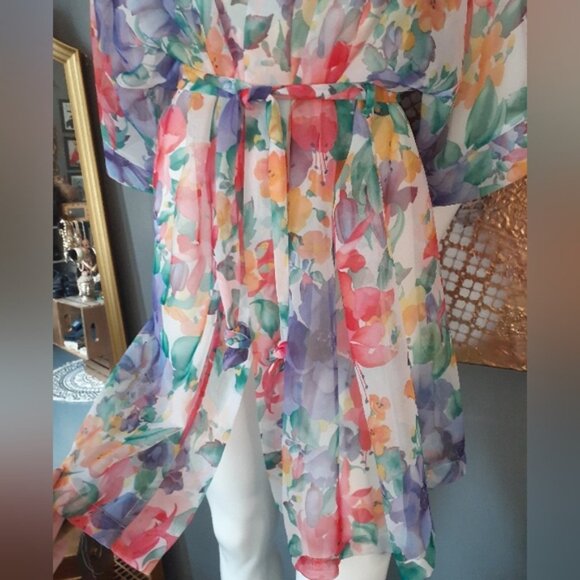 Vintage Floral Sheer Kimono Robe - Picture 13 of 14